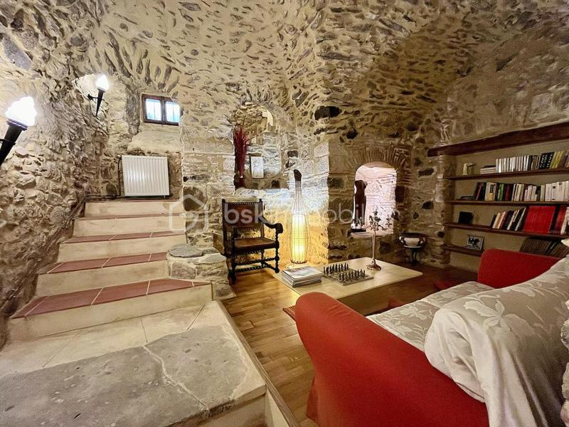 Château - 148 m² - 8 pièces