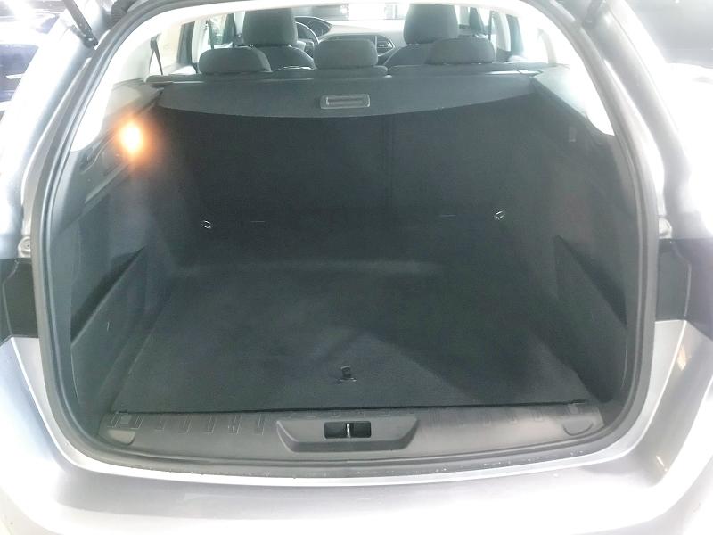 Peugeot 308 II Sw 1.2i Puretech 12v s&amp;S - 130 Eat8 Active Pack
