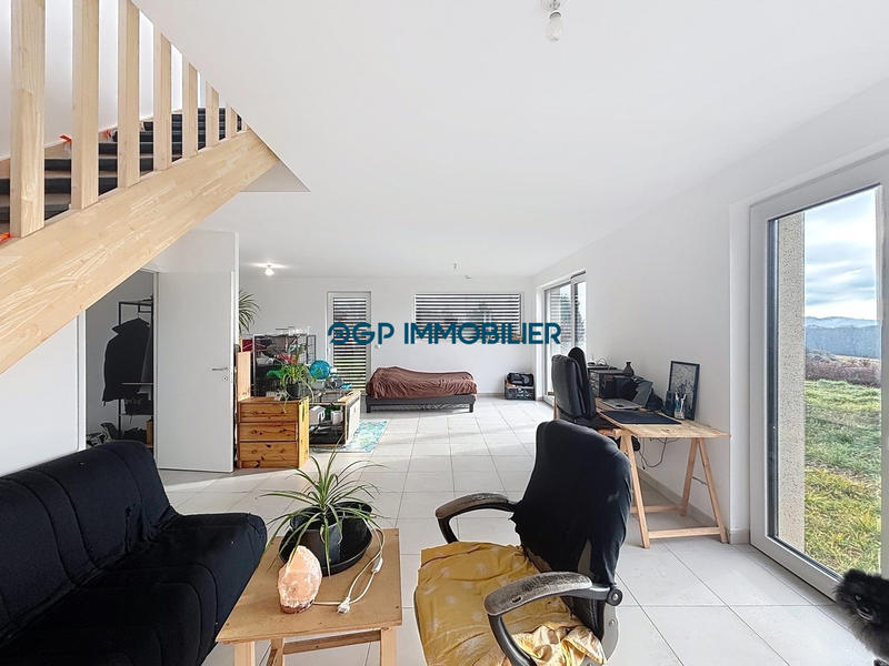 Villa - 107 m² - 4 pièces