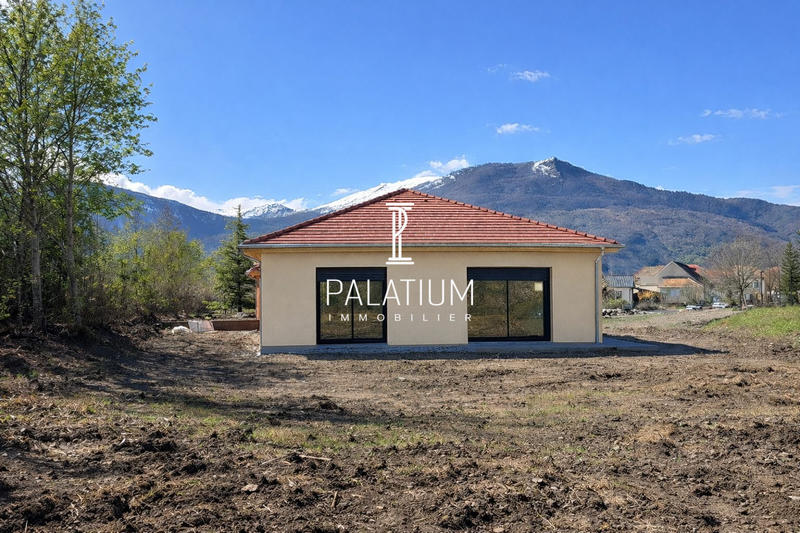 Maison - 110 m² - 4 pièces