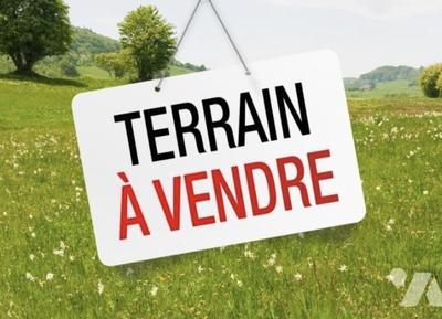 Terrain constructible - 1 200 m²