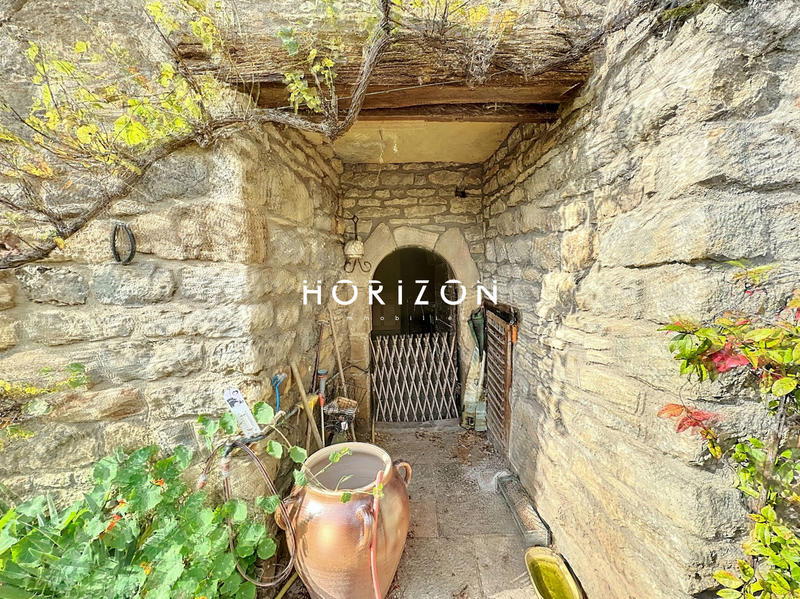 Maison ancienne - 200 m² - 7 pièces