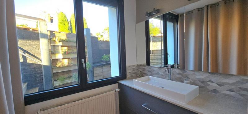 Maison - 163 m² - 6 pièces