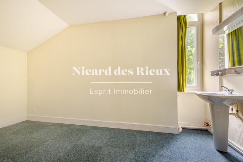 Maison ancienne - 280 m² - 9 pièces