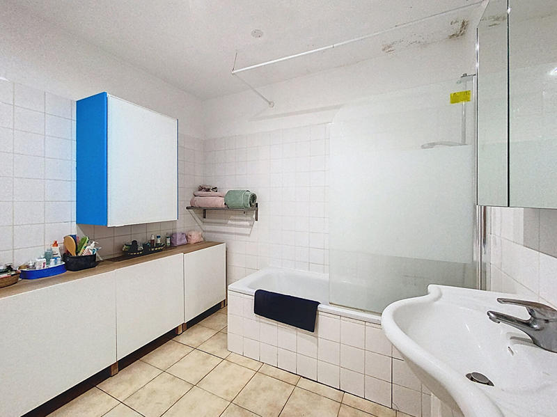 Appartement - 93 m² - 4 pièces