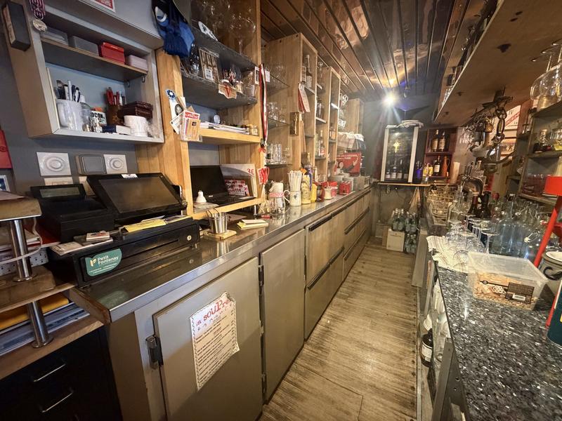 Fonds de commerce - Hôtellerie / Restauration - 150 m²