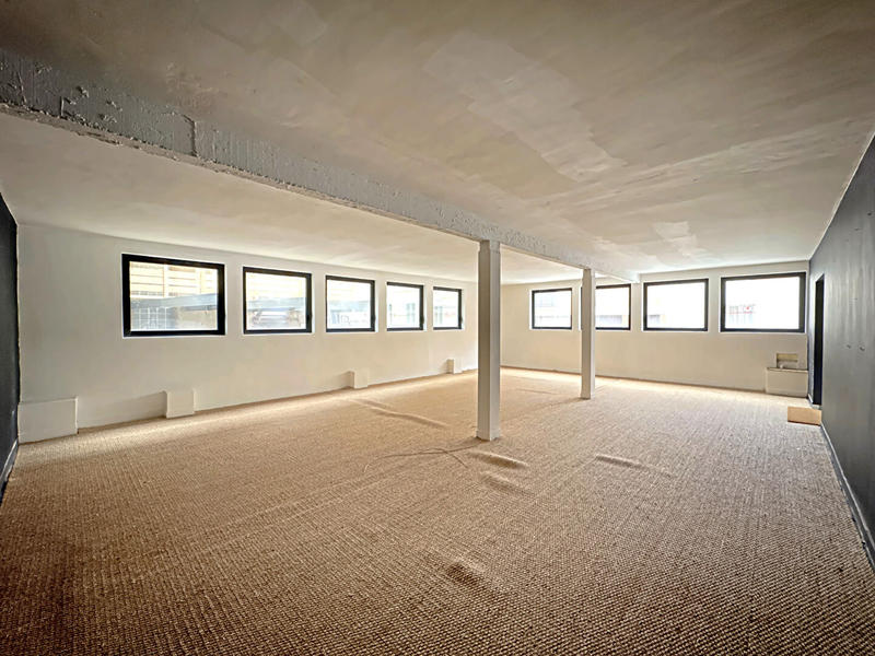 Bureau - 164 m² - 3 pièces