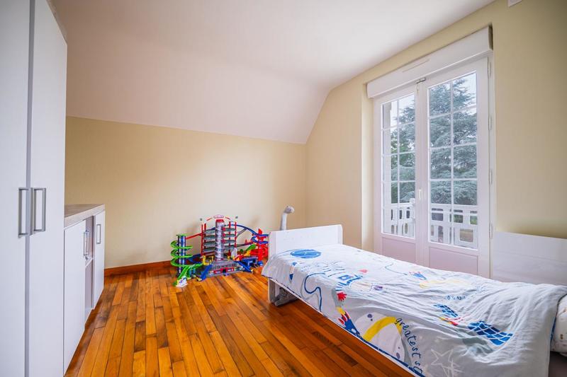 Maison - 170 m² - 6 pièces