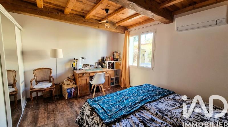 Maison - 230 m² - 8 pièces