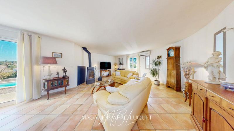 Maison - 135 m² - 5 pièces