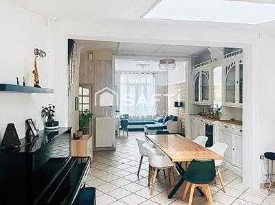 Maison - 139 m² - 7 pièces