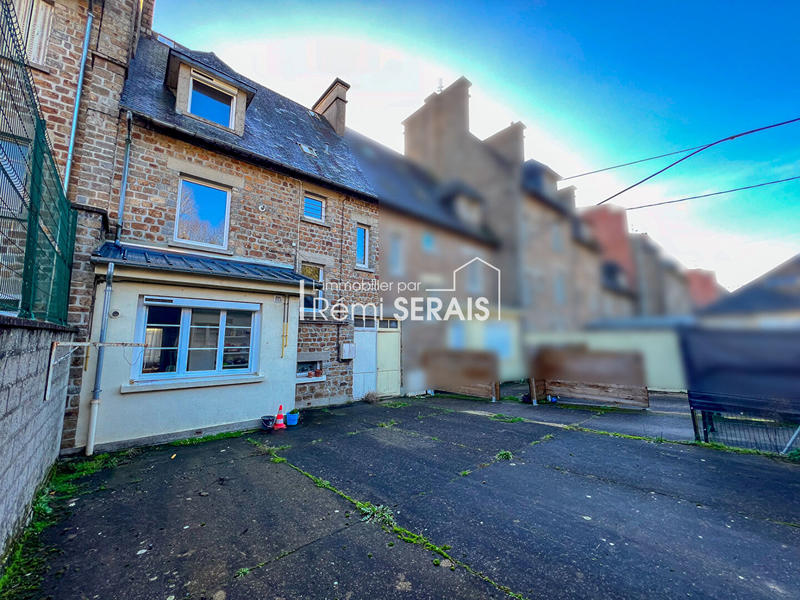 Immeuble - 5 pièces