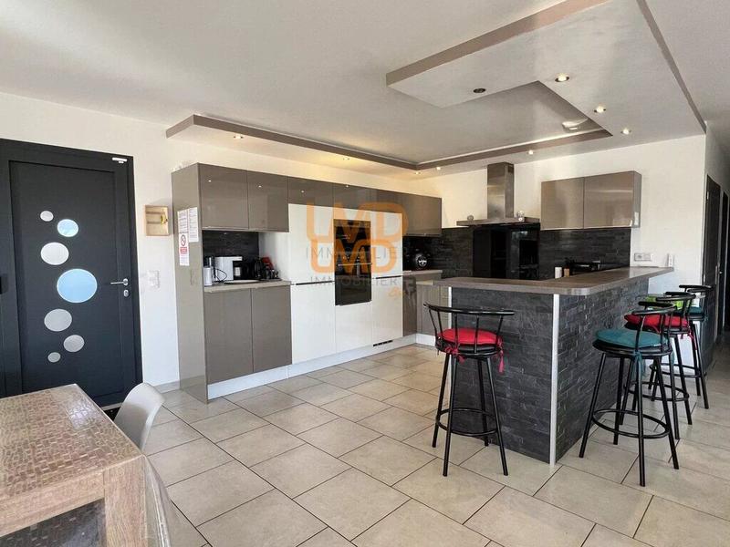 Villa - 120 m² - 4 pièces