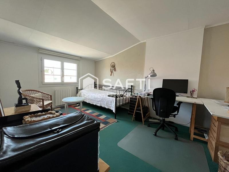 Maison - 111 m² - 10 pièces