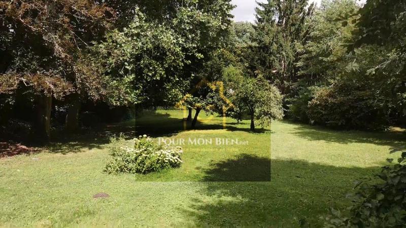 Propriété - 227 m² - 8 pièces