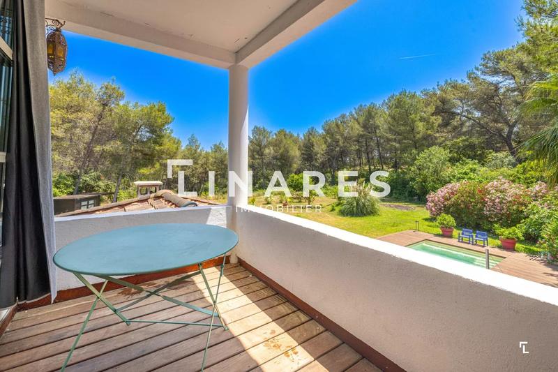 Villa - 180 m² - 5 pièces