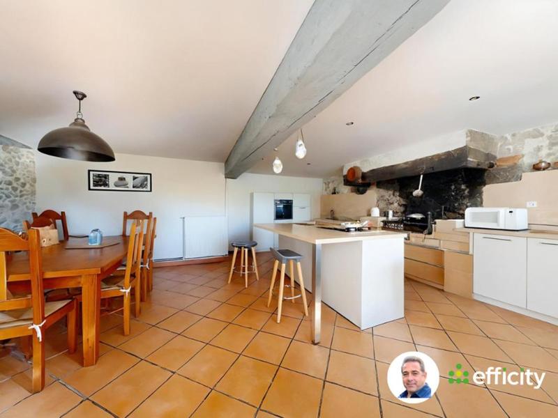 Longère - 320 m² - 7 pièces