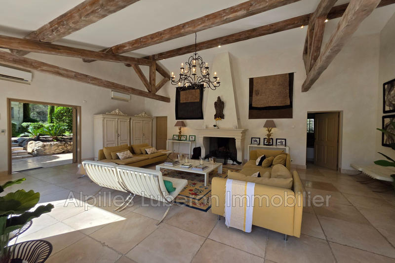 Demeure - 275 m² - 8 pièces