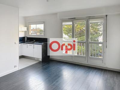 Studio - 27 m² - 1 pièce