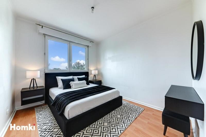 Appartement - 83 m² - 4 pièces