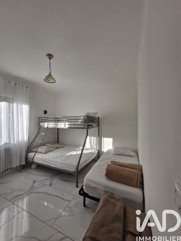 Maison - 230 m² - 6 pièces