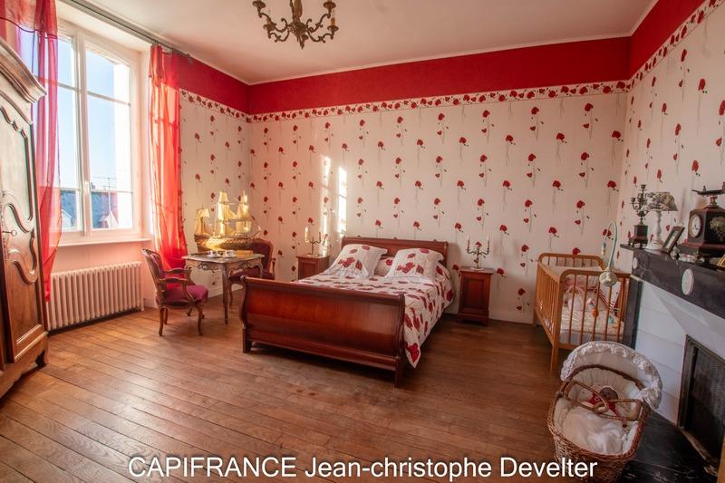 Maison bourgeoise - 235 m² - 8 pièces