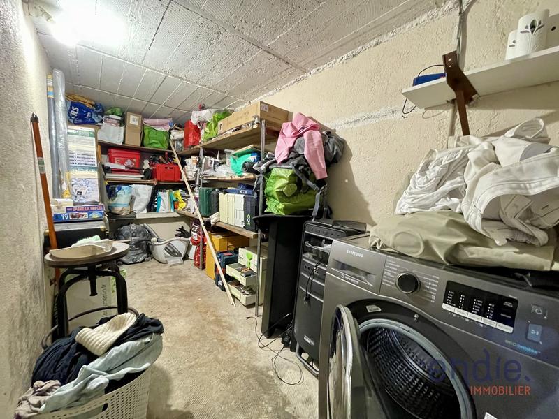 Maison - 316 m² - 10 pièces