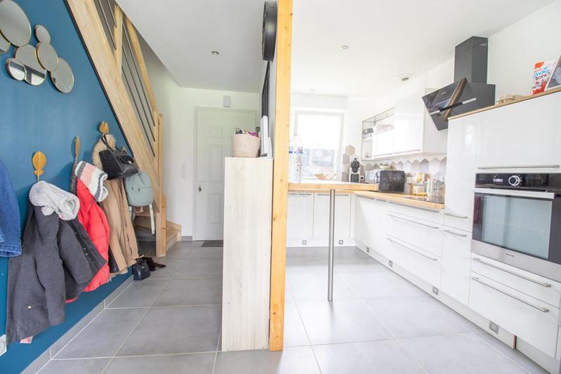 Maison - 94 m² - 4 pièces