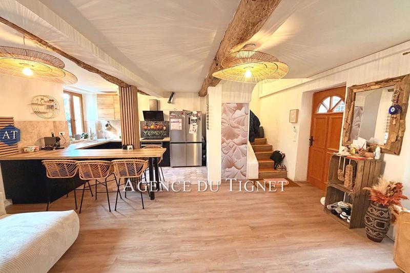 Maison - 80 m² - 5 pièces