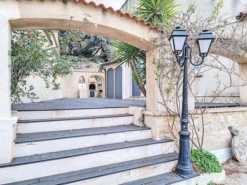 Maison - 142 m² - 6 pièces