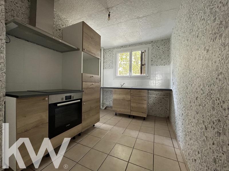 Appartement - 77 m² - 4 pièces