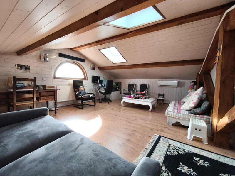 Maison - 169 m² - 5 pièces