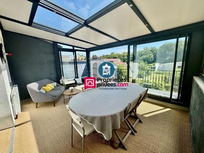 Maison - 133 m² - 8 pièces