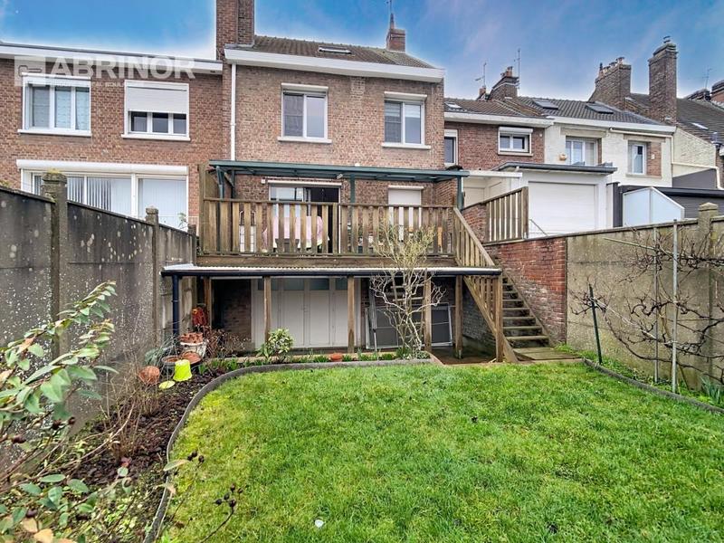 Maison - 160 m² - 6 pièces