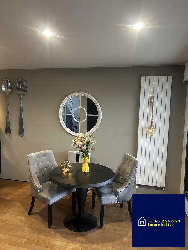 Maison contemporaine - 212 m² - 8 pièces