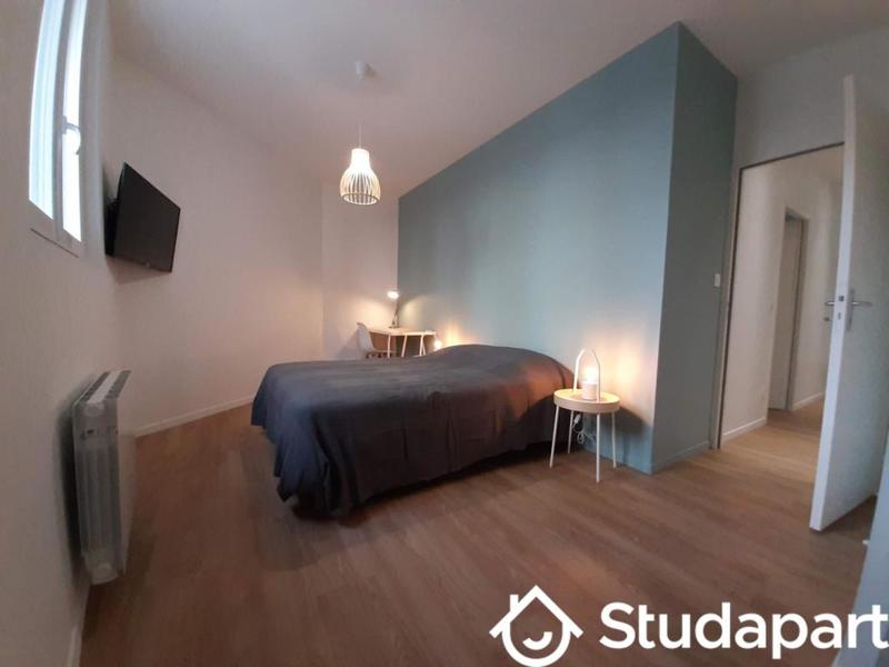 Chambre - 12 m² - 1 pièce