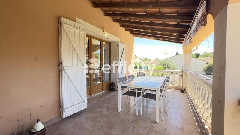 Maison - 182 m² - 7 pièces