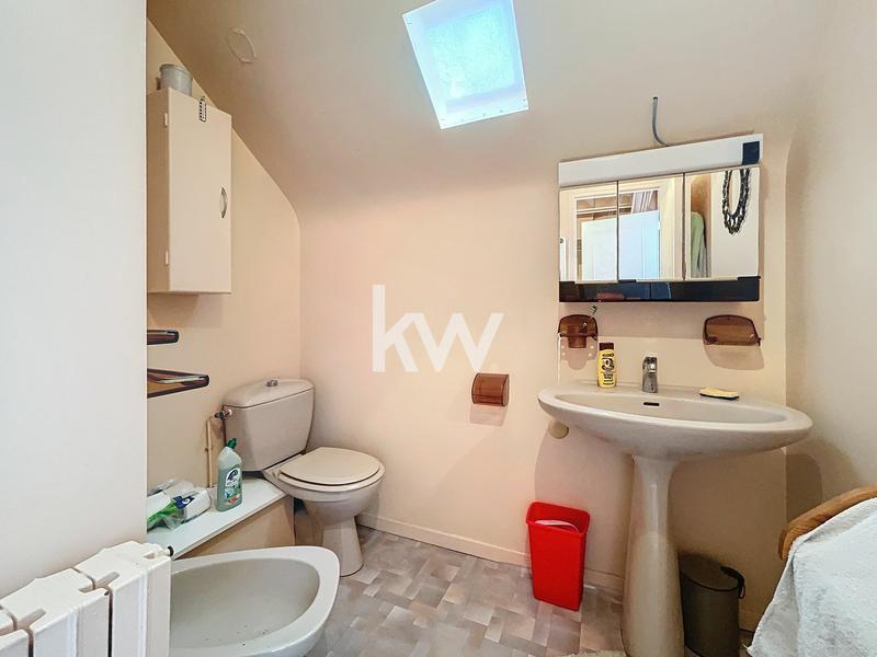 Pavillon - 136 m² - 6 pièces