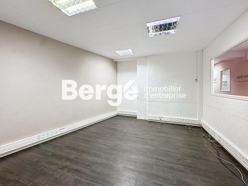 Local commercial - 302 m²