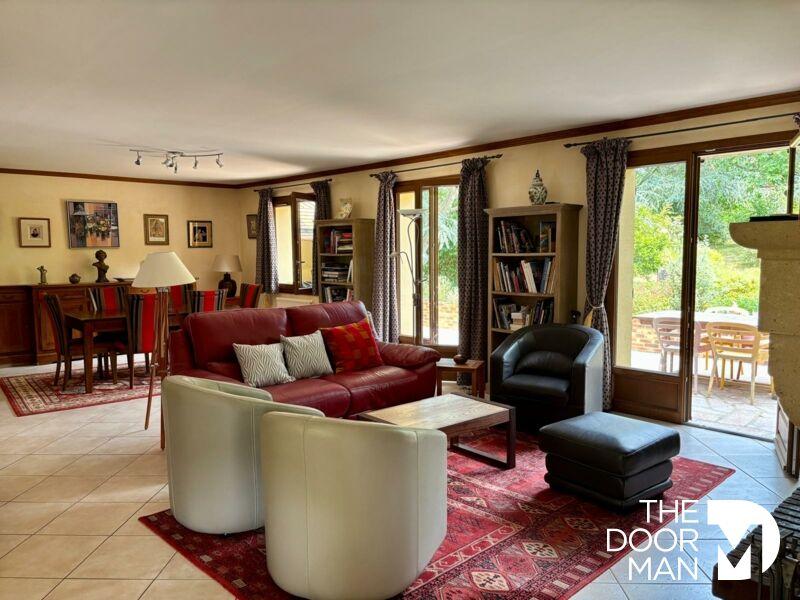 Maison - 168 m² - 5 pièces