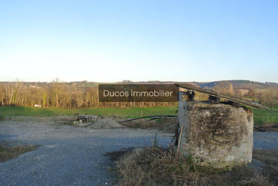 Maison - 310 m² - 8 pièces