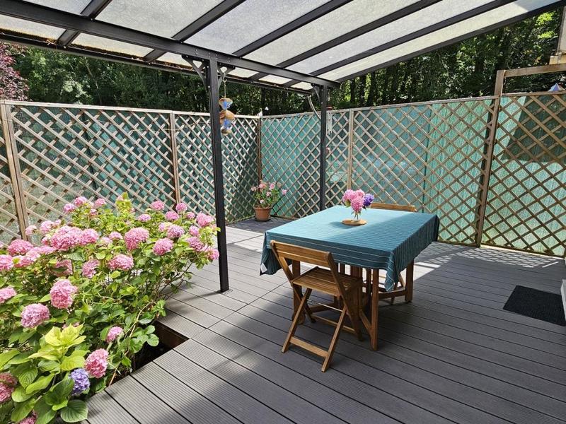 Demeure - 191 m² - 10 pièces