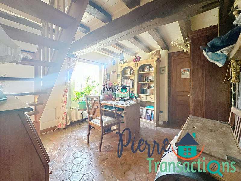 Maison - 105 m² - 4 pièces