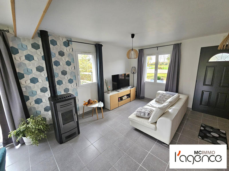 Maison traditionnelle - 94 m² - 5 pièces