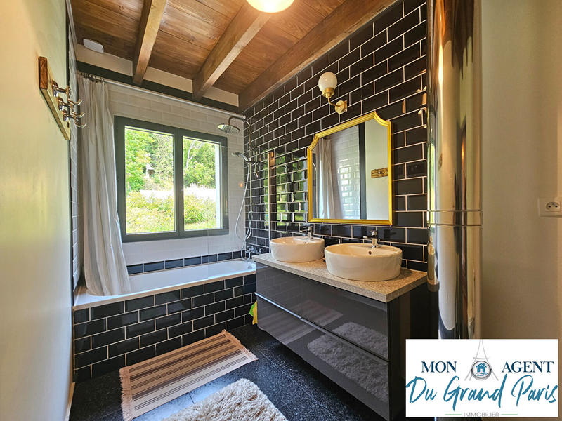 Maison - 100 m² - 5 pièces