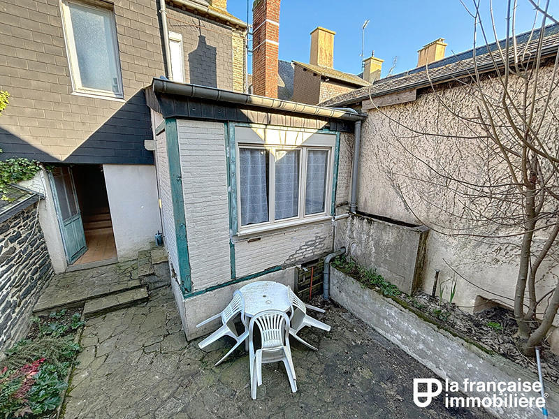 Maison - 169 m² - 7 pièces