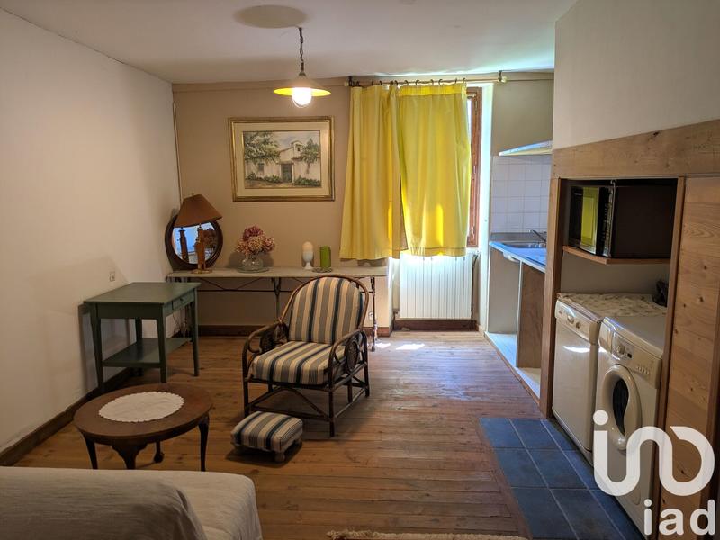 Maison - 217 m² - 7 pièces