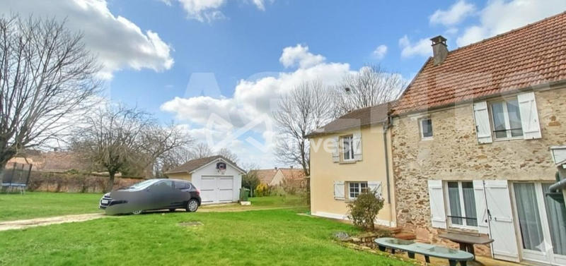 Maison - 176 m² - 7 pièces