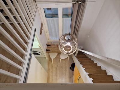 Studio - 14 m² - 1 pièce