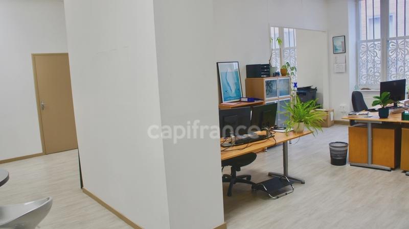 Bureau - 115 m² - 5 pièces